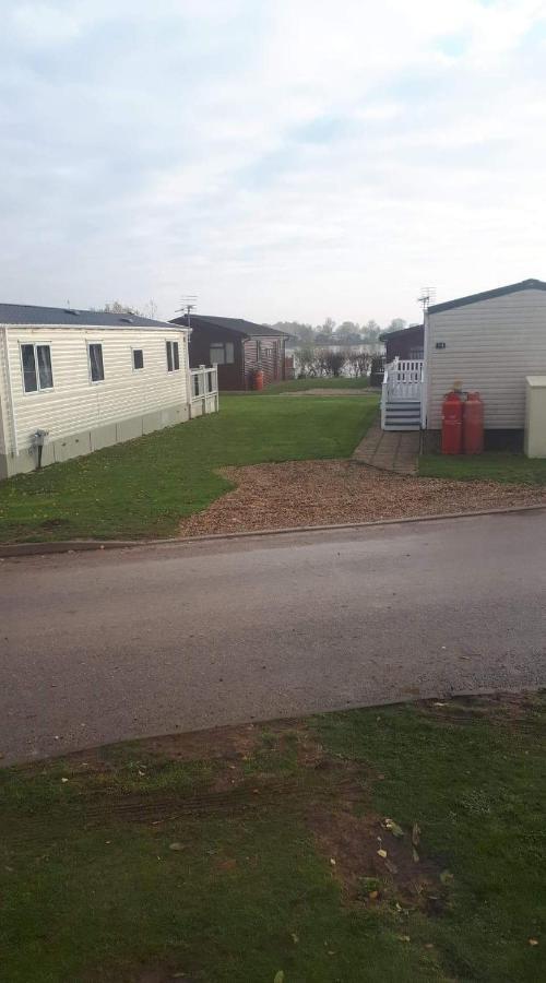 Ksr Hot Tub Holiday Home At Tattershall Lakes ภายนอก รูปภาพ